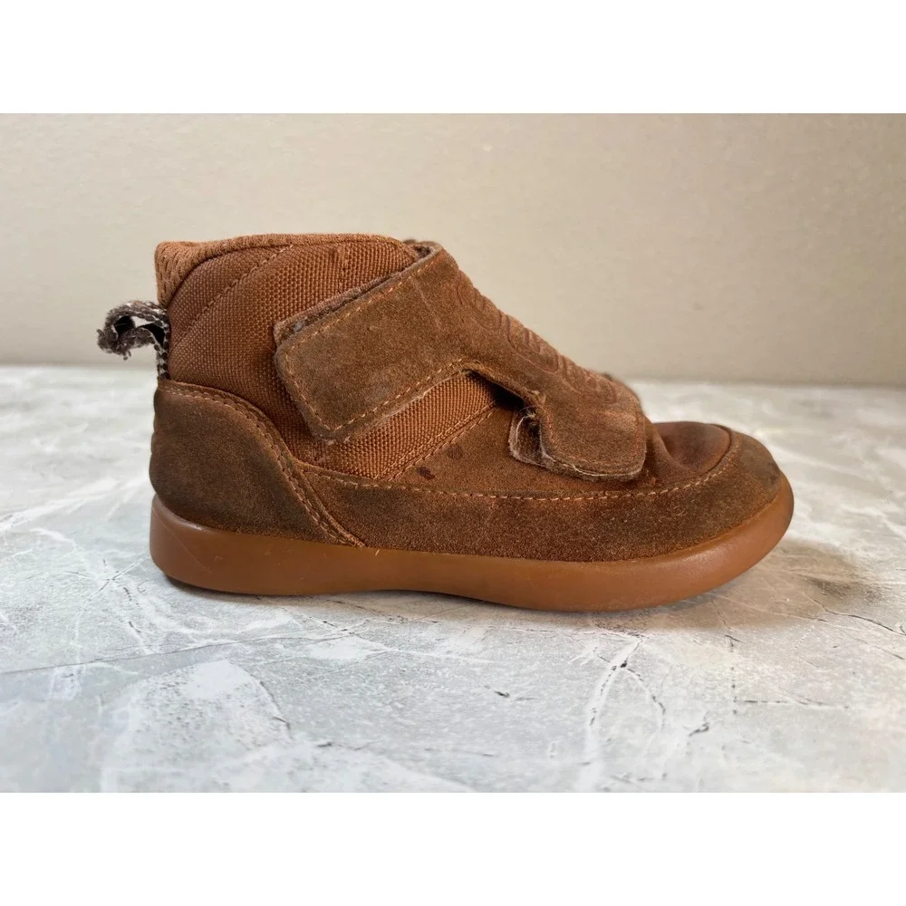 UGG‎ Kids Stryder Chestnut Brown Suede Canvas Mid Top Sneakers Strap Size 10